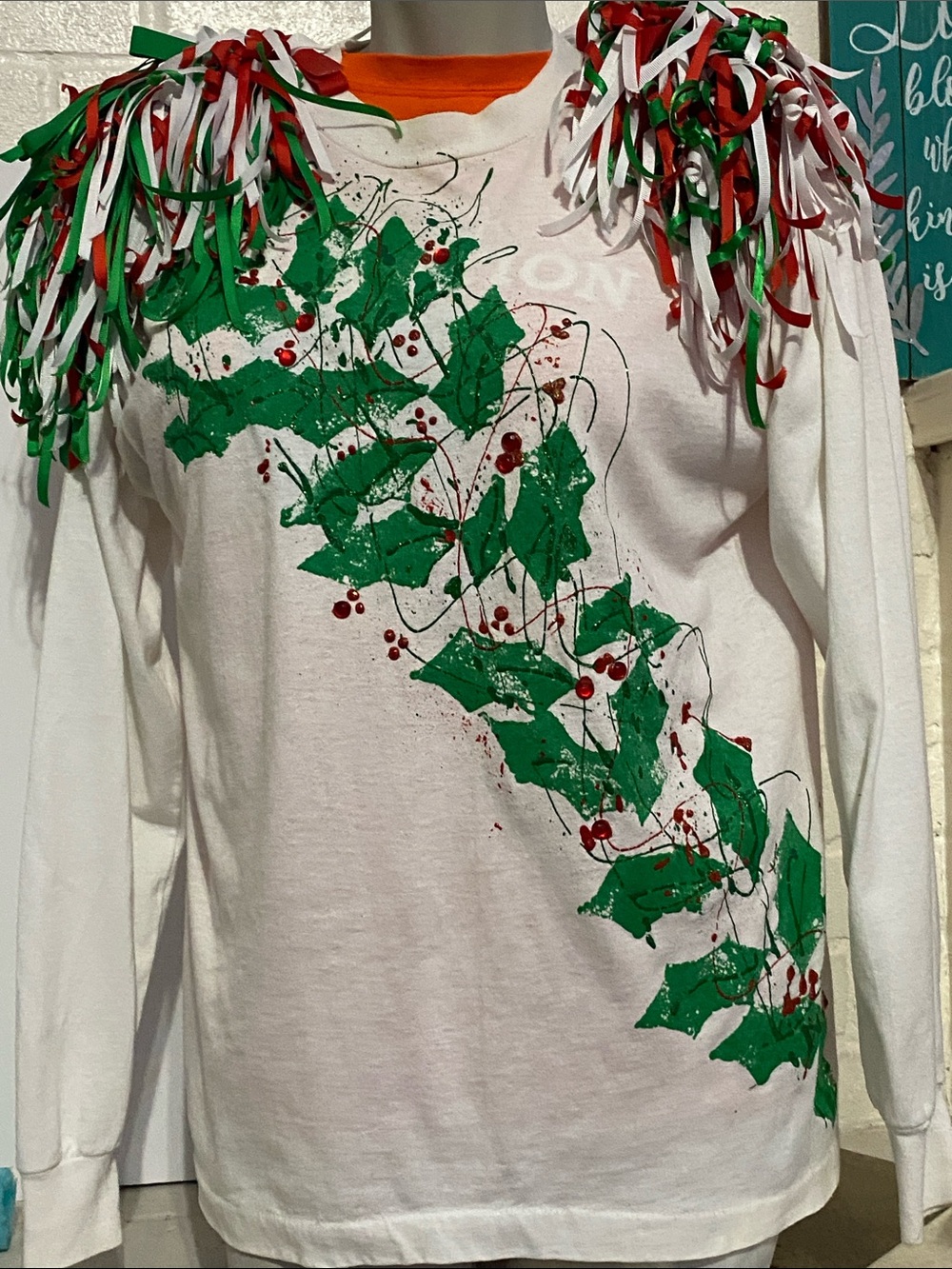 Girls' Holiday Holly Long-Sleeve Top - White & Green